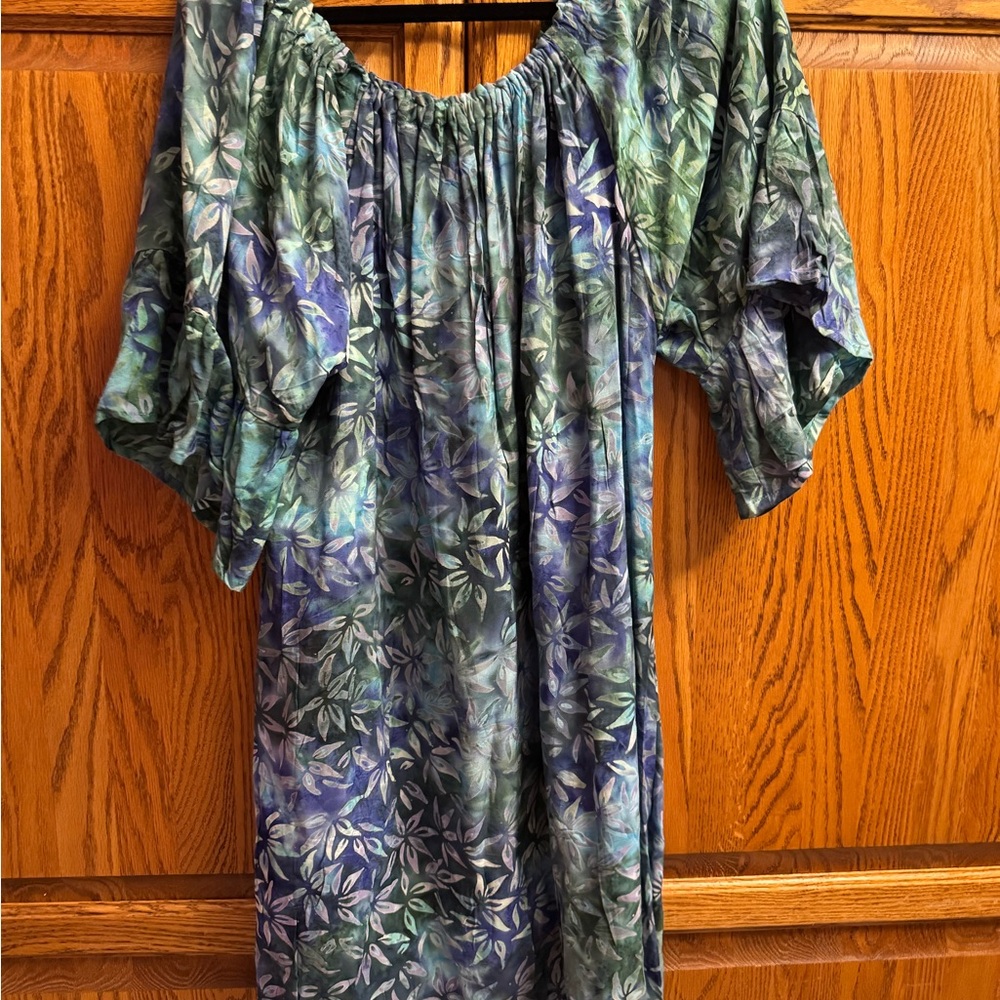 NWT Women’s 2XL Aloha Blue Floral Dress